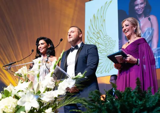 Alex Samoylovich speaking at philanthropy event